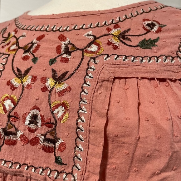 Max Studio Coral Embroidered Blouse - Picture 2 of 7